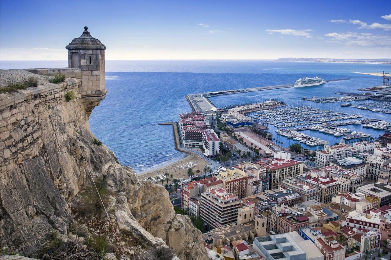 Las Brisas Del Mediterraneo Alicante Eksteriør billede